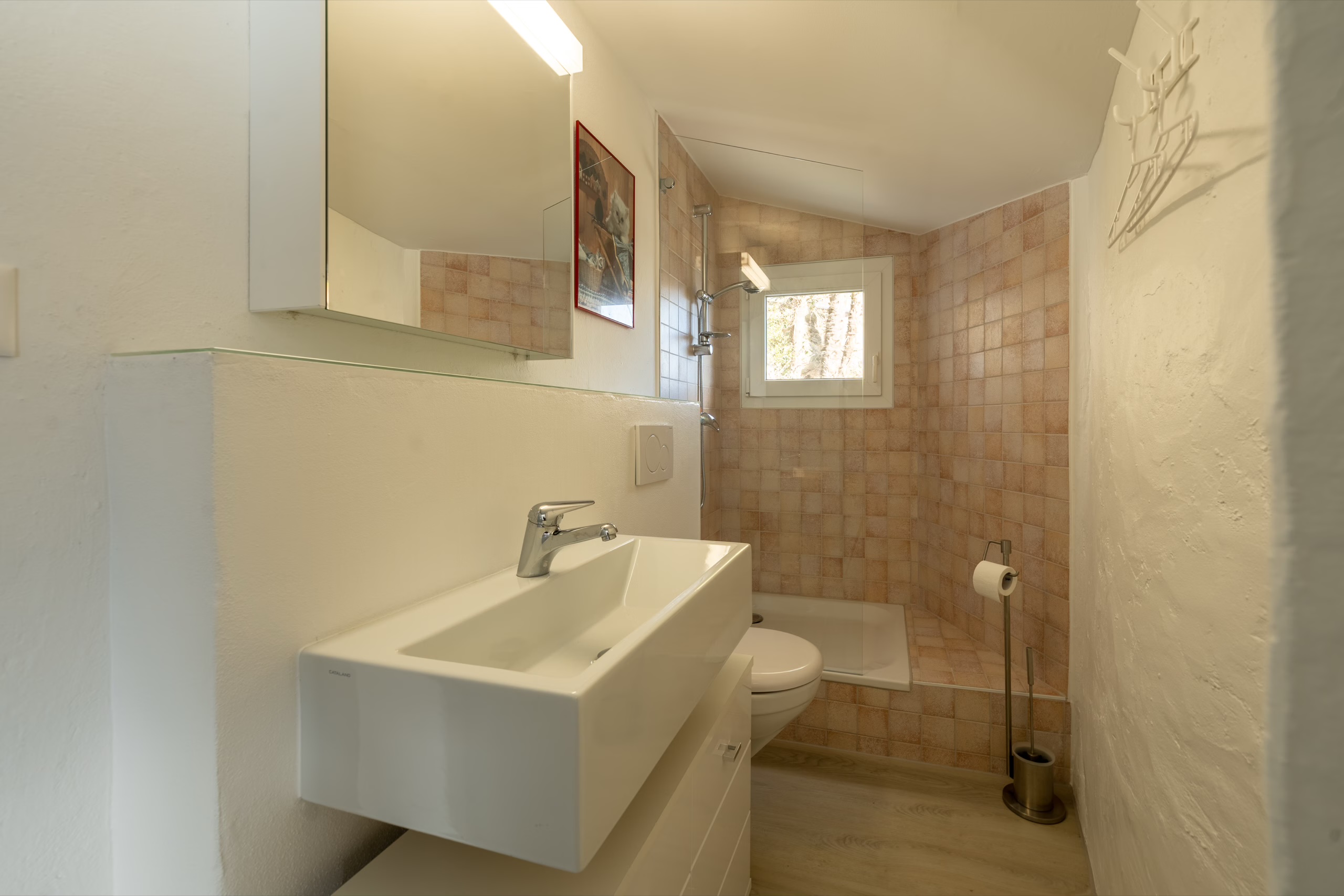 Badezimmer mit Dusche