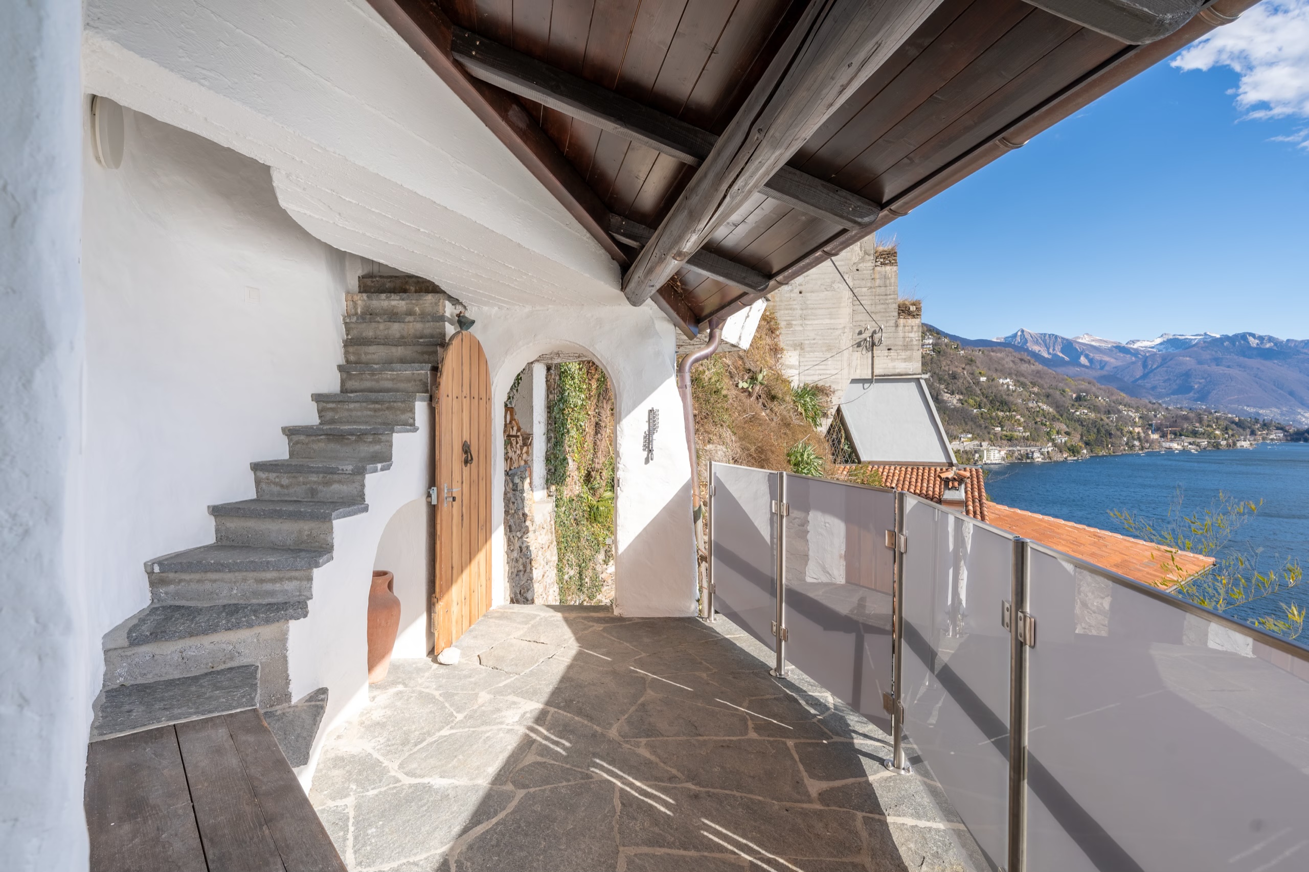 Terrasse mit Seeblick